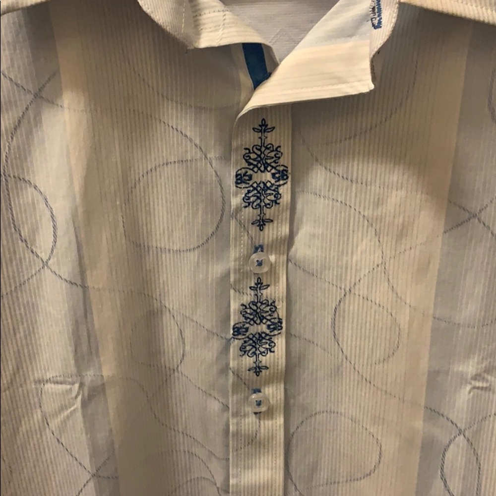 Light blues button down - Picture 3 of 6